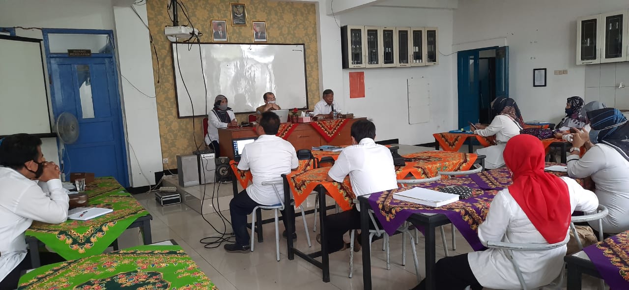 Pembinaan dari kepsek dan pengawas SMP